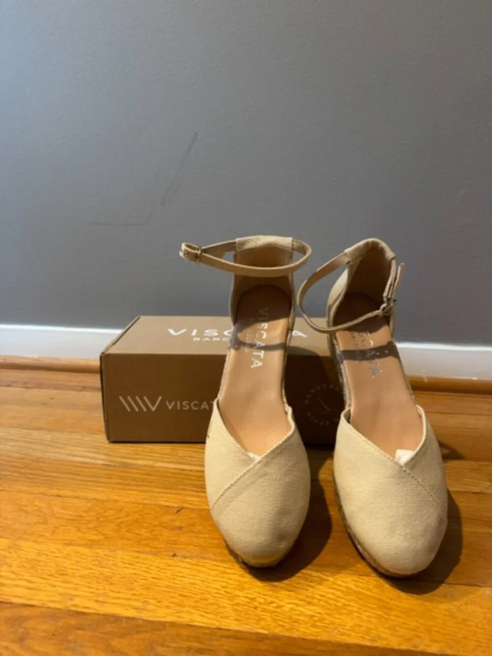 NWOT Viscata Formiga Espadrille Wedge Sandals Size 38 Beige Made in Spain